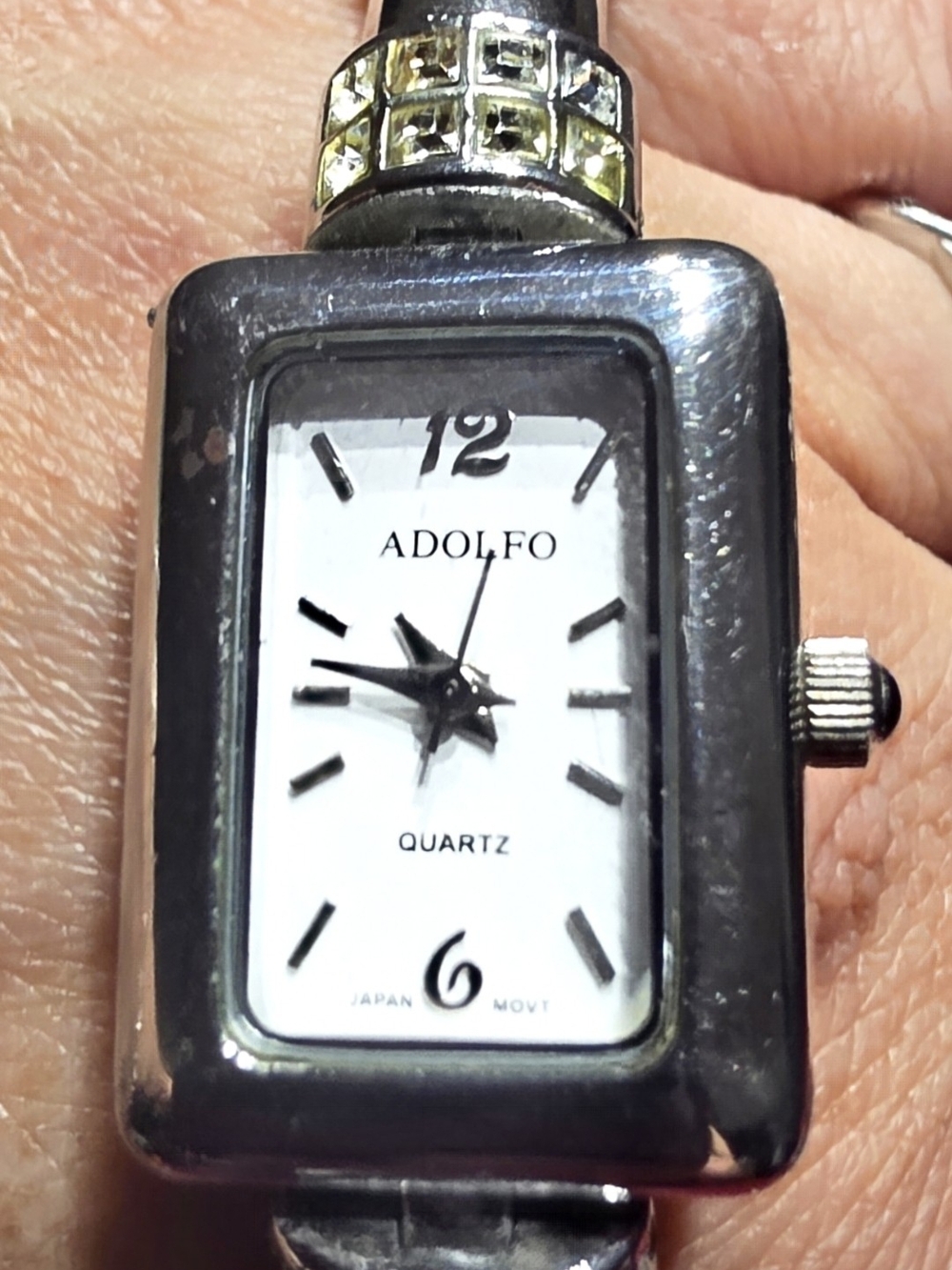 *New BATTERY*Works Adolfo Womens Silver Rectangular White Dial Quartz Watch